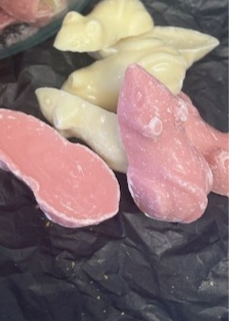 Doggy Chocolate Mice per 100g image 1